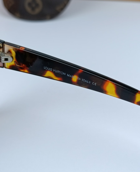 1.1 lv evidence sunglasses cheeta 4.jpg