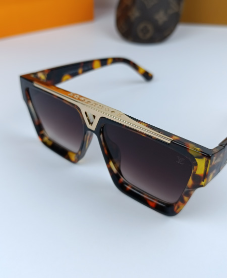 1.1 lv evidence sunglasses cheeta 5.jpg