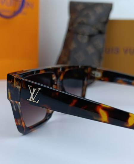 1.1 lv evidence sunglasses cheeta 6.jpg