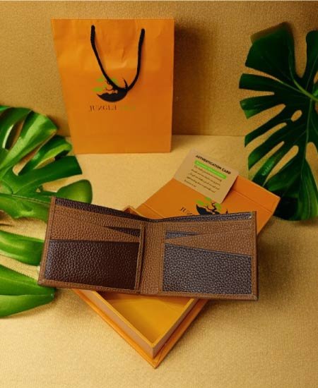 1.11 junglee tree leather wallet 3.jpg 1.11 junglee tree leather wallet 3.jpg