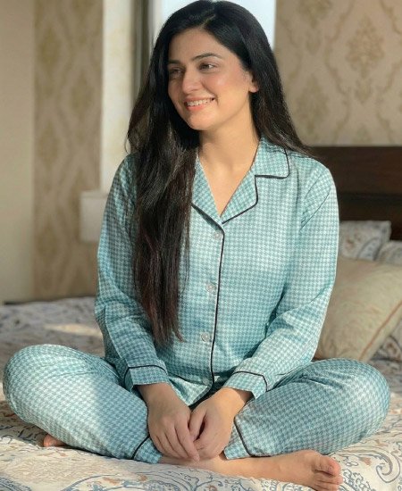 1.2 zara ladies night suit ice green 3 1.jpg