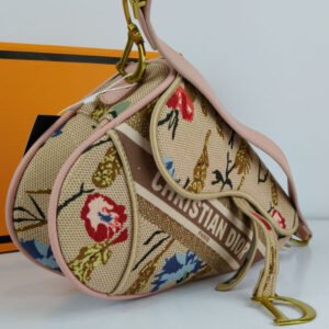 1.3 dior saddle jacquard handbag 1.jpg