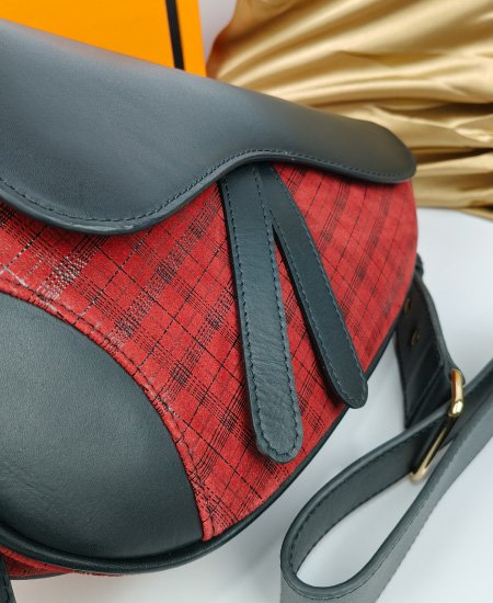 1.3 dior saddle red leather handbag 6.jpg