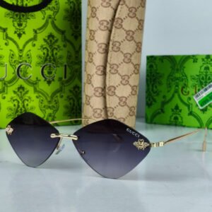 1.9 gucci sunglasses black fly 1.jpg