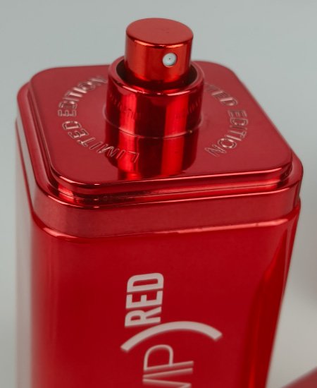 212 red vip perfume 2.jpg