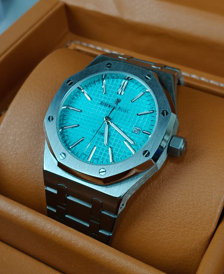ap watch royal oak tiffany watch 15500st.oo .1220st 4.jpg