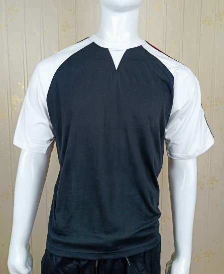 adidas t shirt 2.jpg adidas t shirt 2.jpg
