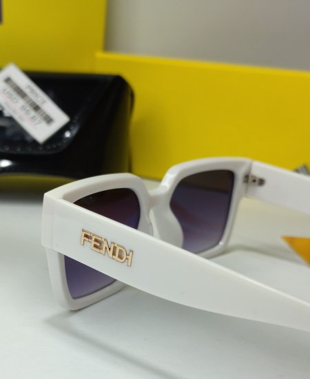 amazon leftover fndi white womens sunglasses 4.jpg