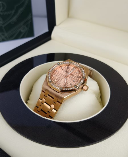 audemars piguet royal oak 15450st rose gold with diamond bezel 4.jpg