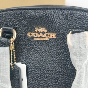 Black Handbag in Pakistan