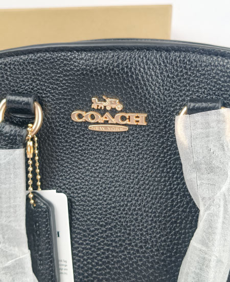 Black Handbag in Pakistan