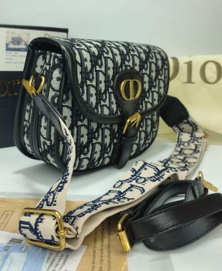 cd luxury handbag 01 1.jpg