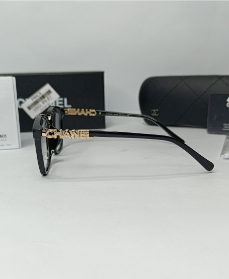 chnel chn40 font power glasses frame 2.jpg