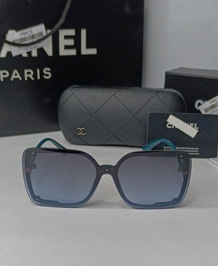 chnl green teardrop big sunglasses 3.jpg chnl green teardrop big sunglasses 3.jpg