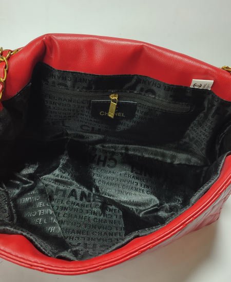 chnl red ladies handbag 2.jpg