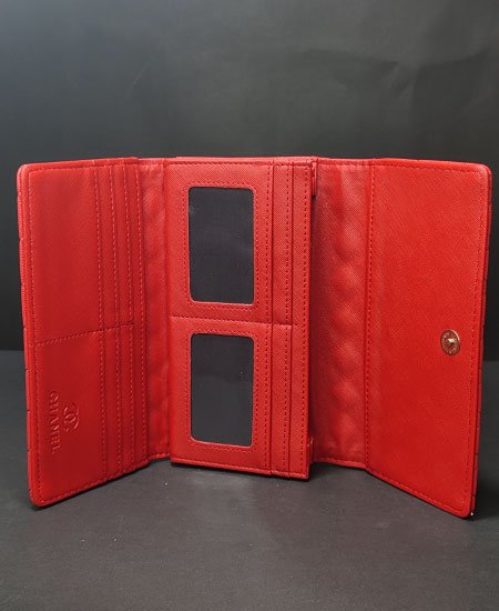 chnl red ladies wallet 001 4.jpg