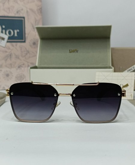 di or golden black square sunglasses 4.jpg di or golden black square sunglasses 4.jpg