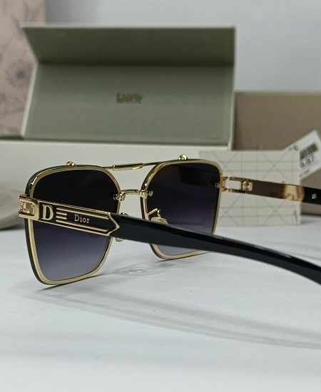 di or golden black square sunglasses 5.jpg di or golden black square sunglasses 5.jpg