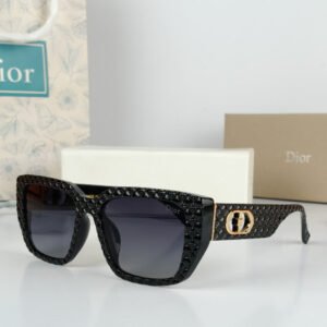 dior black sunglasses 1.jpg