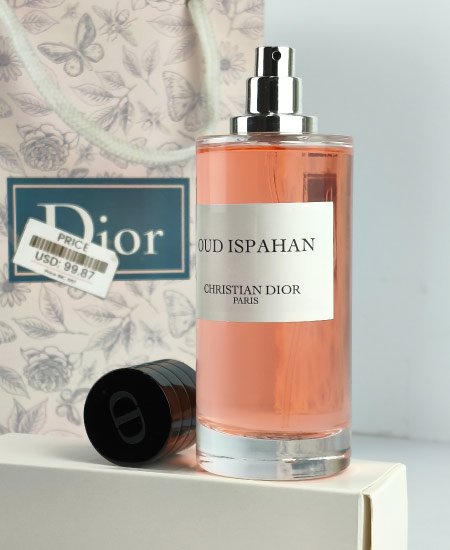 dior oud ispahan perfume 1.jpg