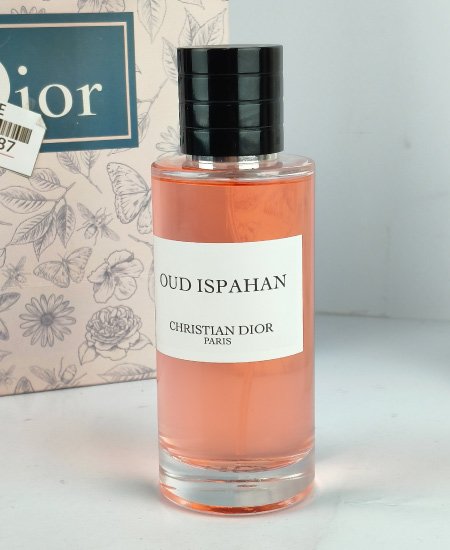 dior oud ispahan perfume 3.jpg