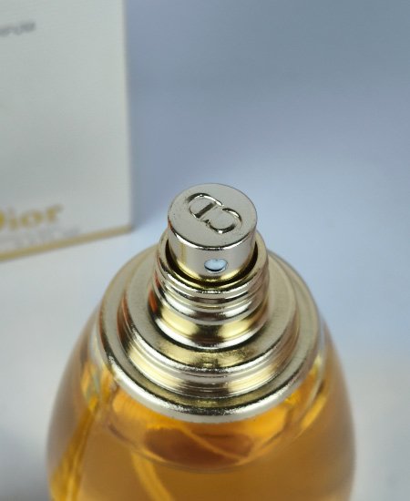 dior jadore perfume 3.jpg