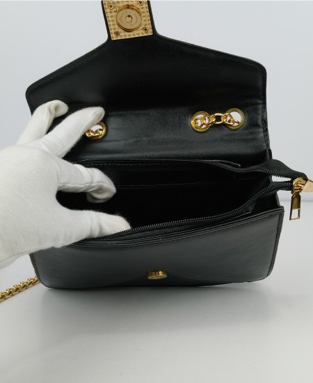 elegant black handbag 02 4.jpg