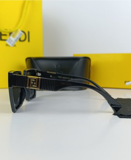 fendi sunglasses black fnd21 3.jpg