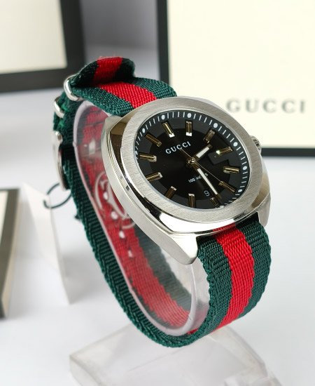gucci mens watch ya142305 5.jpg