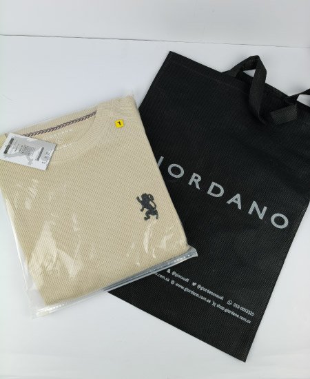 giordano bige sweatshirt 3d logo 4.jpg