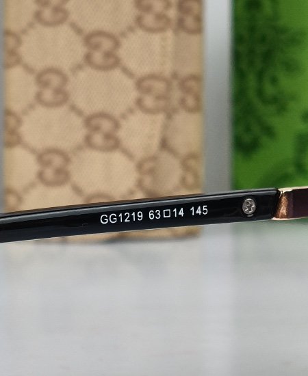 gucci sunglasses golden black 4.jpg gucci sunglasses golden black 4.jpg