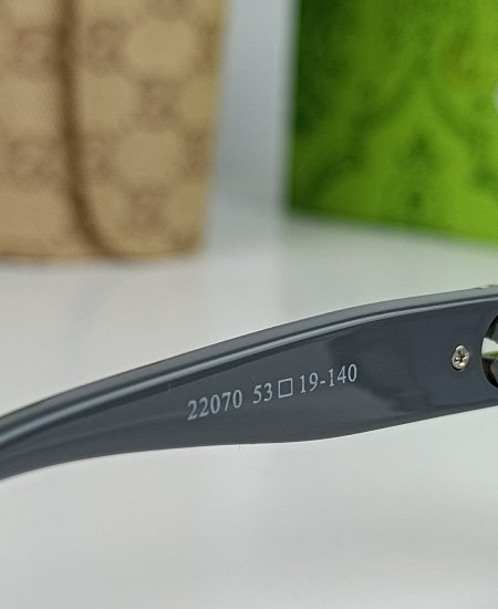 gucci women gray sunglasses gg015 4.jpg
