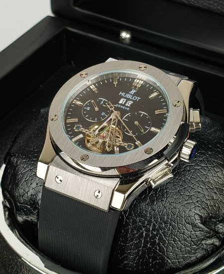 hublot watch black fusion skeleton calander 1.jpg