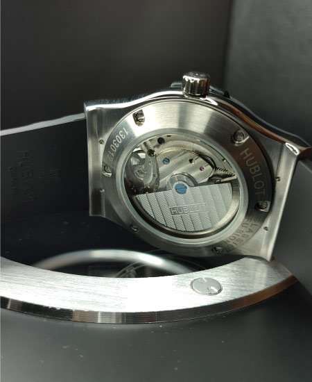 hublt fusion skeleton luxury watch 3.jpg