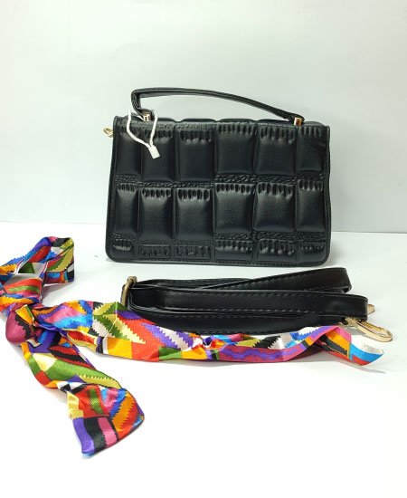 jungle tree ladies handbag black 001 5.jpg