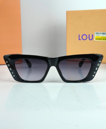 lv black moon cat eye sunglasses 4.jpg