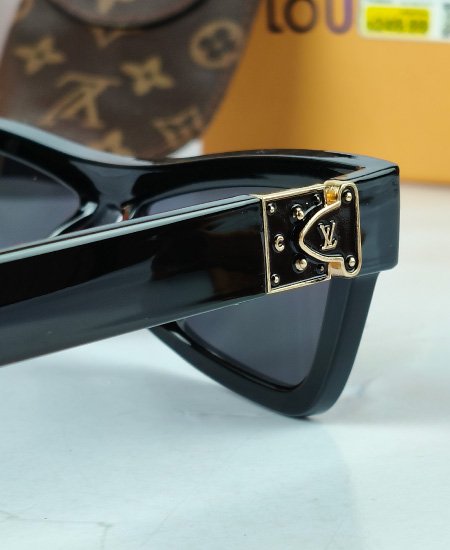 lv cat eye sunglasses 5.jpg lv cat eye sunglasses 5.jpg