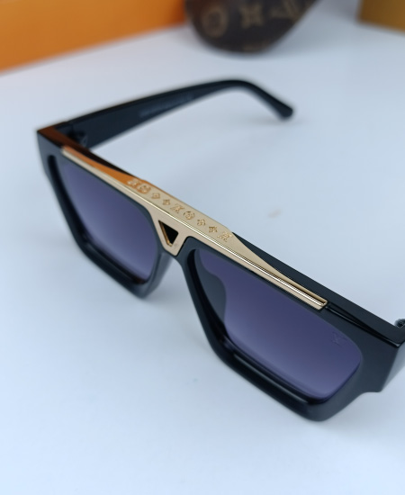 lv evidence sunglasses glossy black 4.jpg