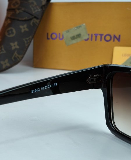 lv evidence sunglasses glossy brown 3.jpg