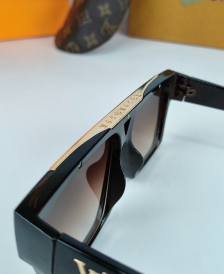 lv evidence sunglasses glossy brown 4.jpg