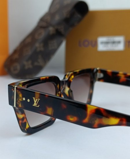 lv monogram square cheeta sunglasses 2.jpg lv monogram square cheeta sunglasses 2.jpg