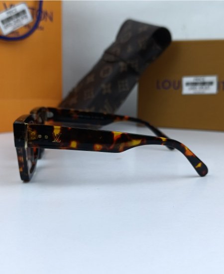 lv monogram square cheeta sunglasses 4.jpg lv monogram square cheeta sunglasses 4.jpg