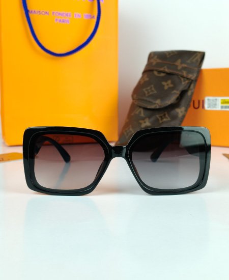 lv ocean green sunglasses 7.jpg