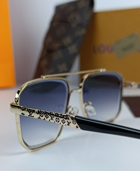 lv sunglasses square lv033 4.jpg lv sunglasses square lv033 4.jpg