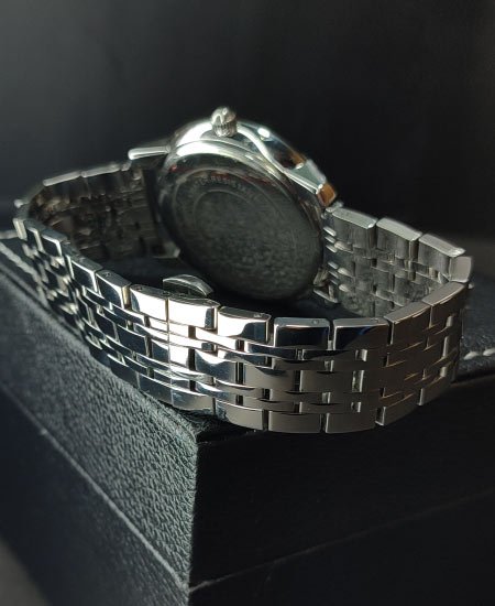 movdo blue watch 5.jpg