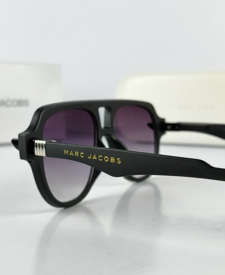marc jacobs aviator sunglasses black 2.jpg