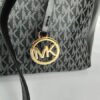 michael kors black tote handbags 4.jpg