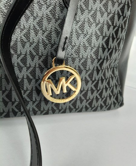 michael kors black tote handbags 4.jpg