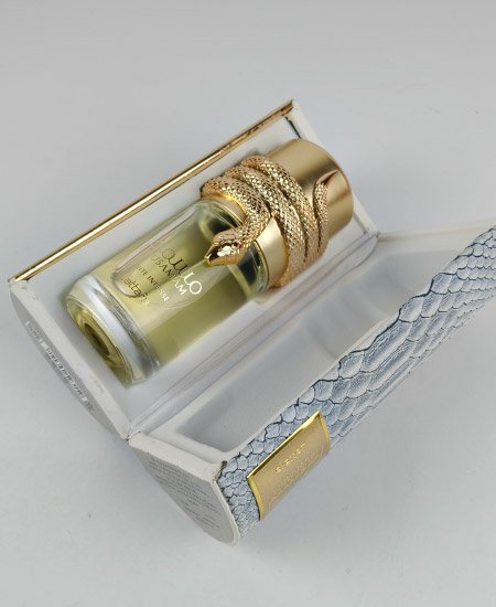 musamam white intense perfume in pakistan 4.jpg