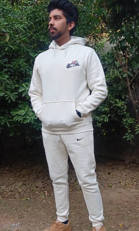 nike venom track suit off white 2.jpg